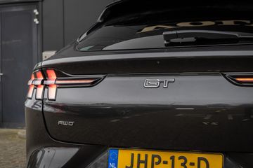 Voertuigafbeelding 36