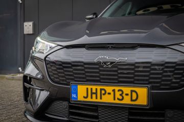 Voertuigafbeelding 8