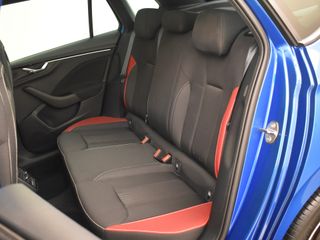 Voertuigafbeelding 18