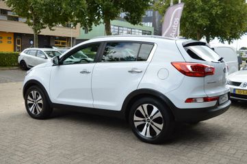 Voertuigafbeelding 4