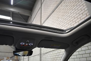 Voertuigafbeelding 38