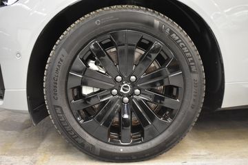 Voertuigafbeelding 4