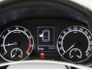 Voertuigafbeelding 7