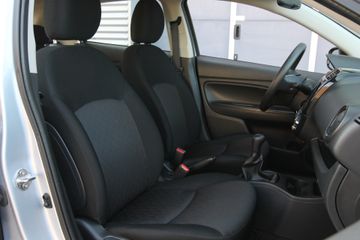 Voertuigafbeelding 7