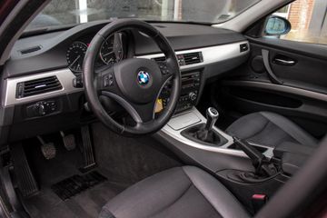 Voertuigafbeelding 12