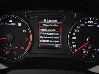 Voertuigafbeelding 12