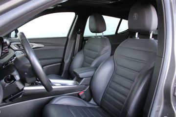 Voertuigafbeelding 12