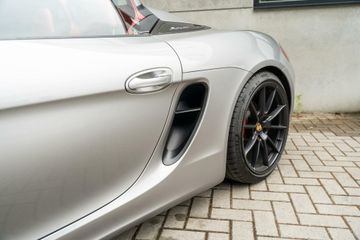 Voertuigafbeelding 12