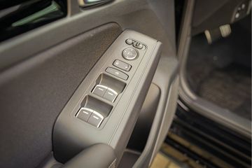 Voertuigafbeelding 34