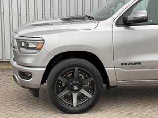 Voertuigafbeelding 8