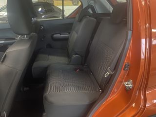 Voertuigafbeelding 9