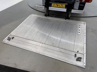 Voertuigafbeelding 4