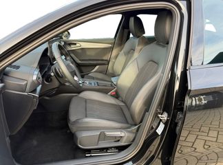 Voertuigafbeelding 10