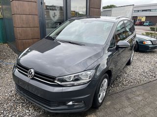 Volkswagen Touran - XXXXXX - Polisa Lease