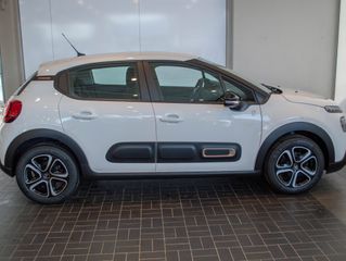 Voertuigafbeelding 6