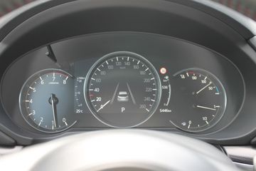 Voertuigafbeelding 9