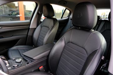 Voertuigafbeelding 27