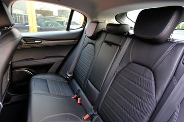 Voertuigafbeelding 28