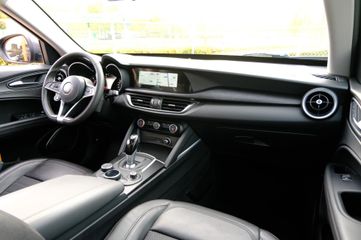 Voertuigafbeelding 4