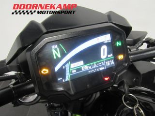 Voertuigafbeelding 6