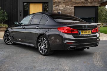 Voertuigafbeelding 4