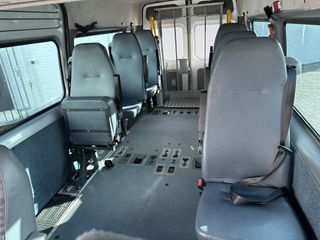 Voertuigafbeelding 17