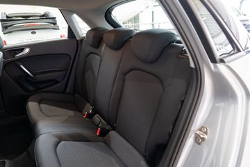 Voertuigafbeelding 11