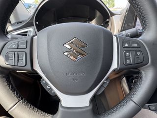 Voertuigafbeelding 12