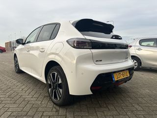 Voertuigafbeelding 19