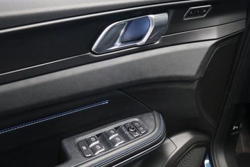 Voertuigafbeelding 8