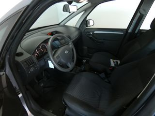 Voertuigafbeelding 2