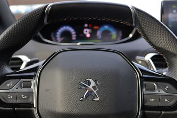 Voertuigafbeelding 18