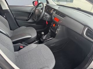 Voertuigafbeelding 9