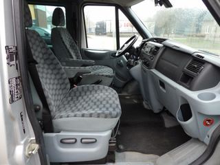 Voertuigafbeelding 6