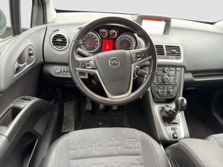 Voertuigafbeelding 8