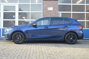 Voertuigafbeelding 4