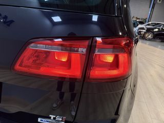 Voertuigafbeelding 10