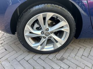 Voertuigafbeelding 10