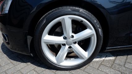 Voertuigafbeelding 6