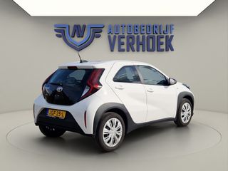 Voertuigafbeelding 8