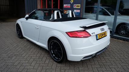 Voertuigafbeelding 2