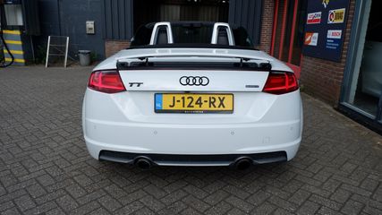 Voertuigafbeelding 3