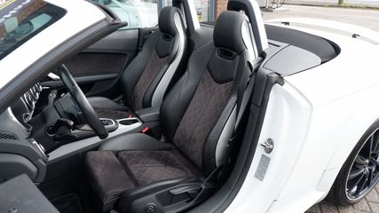 Voertuigafbeelding 8