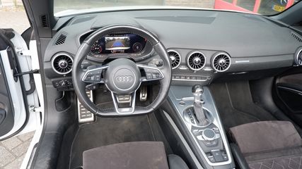 Voertuigafbeelding 9