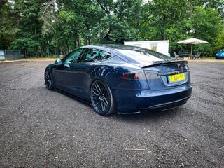 Voertuigafbeelding 6