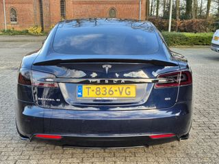 Voertuigafbeelding 7