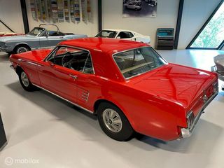 Voertuigafbeelding 6