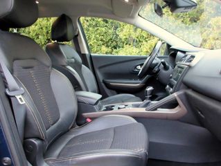 Voertuigafbeelding 14