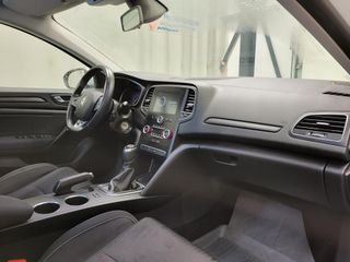 Voertuigafbeelding 8