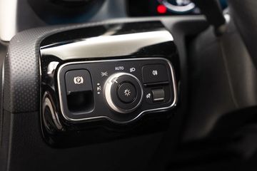 Voertuigafbeelding 32